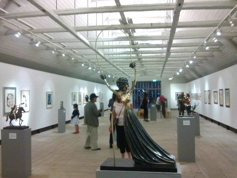 Museo Edsviks Konsthall-Sollentuna (junto a una muestra de litografías y esculturas de Salvador Dalí) — Estocolmo (Suecia)